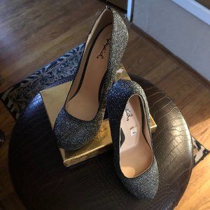 Qupid Sparkly Black Platform Heels